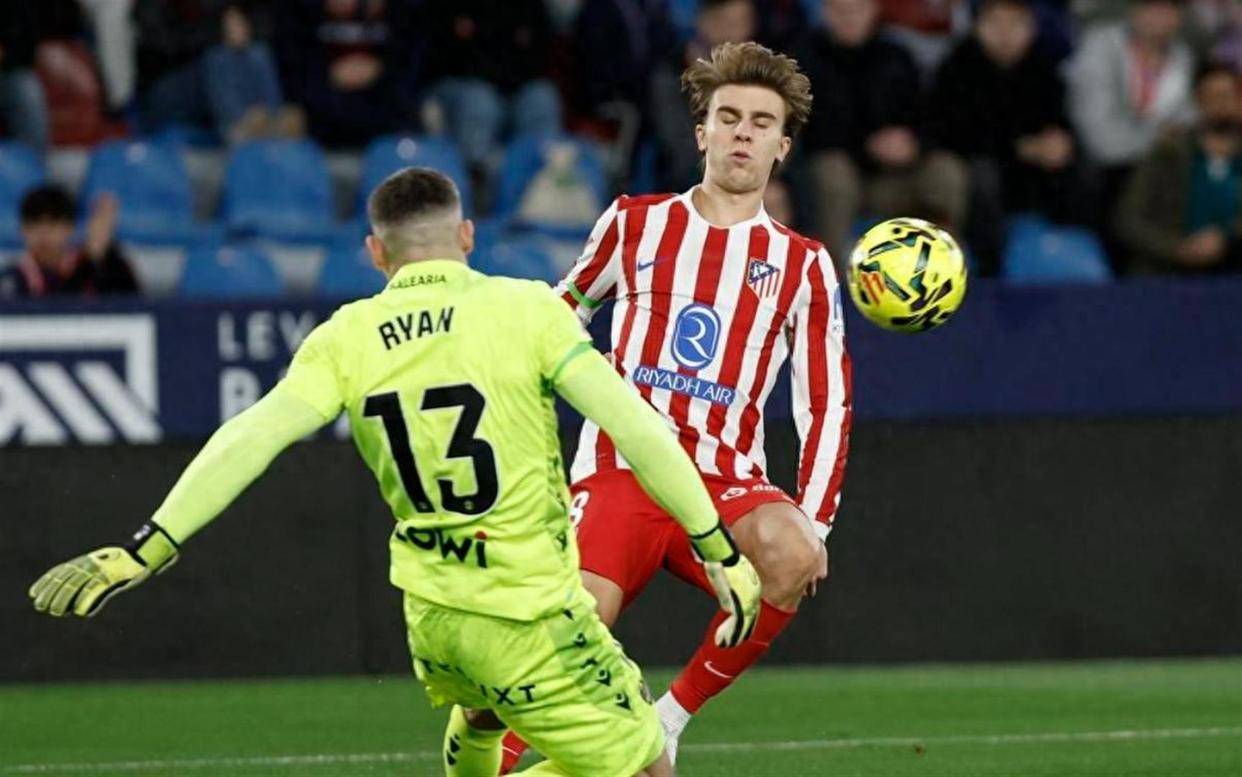 从冠军锋霸到11场0球，马竞1亿先生到底怎么了？